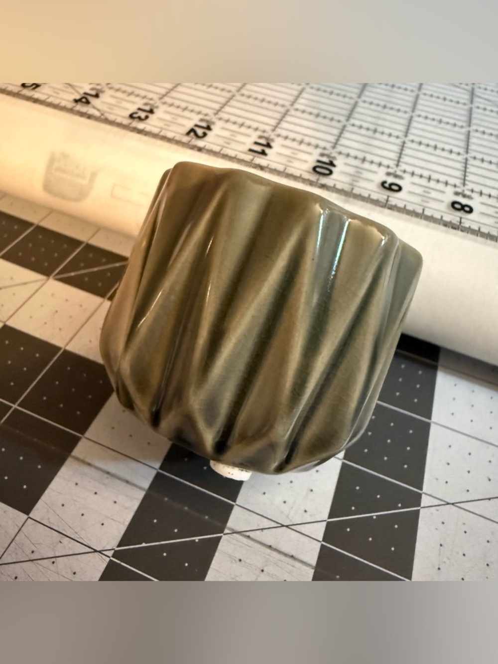 Small Pots for Plants - Picture 6 of 9